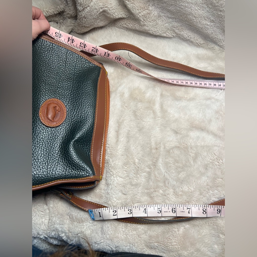 Dooney & Bourke crossbody. - Picture 9 of 10